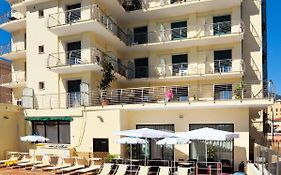 Excelsior Hotel E Appartamenti